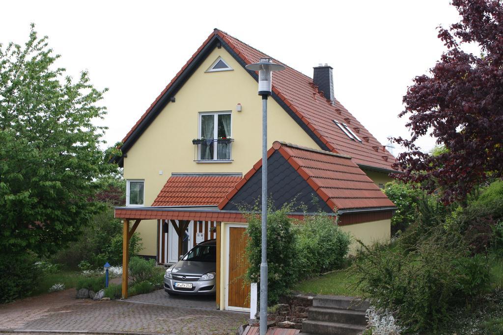 Apartamento Zwischen Erfurt, Weimar&Thüringer Wald Elleben Exterior foto